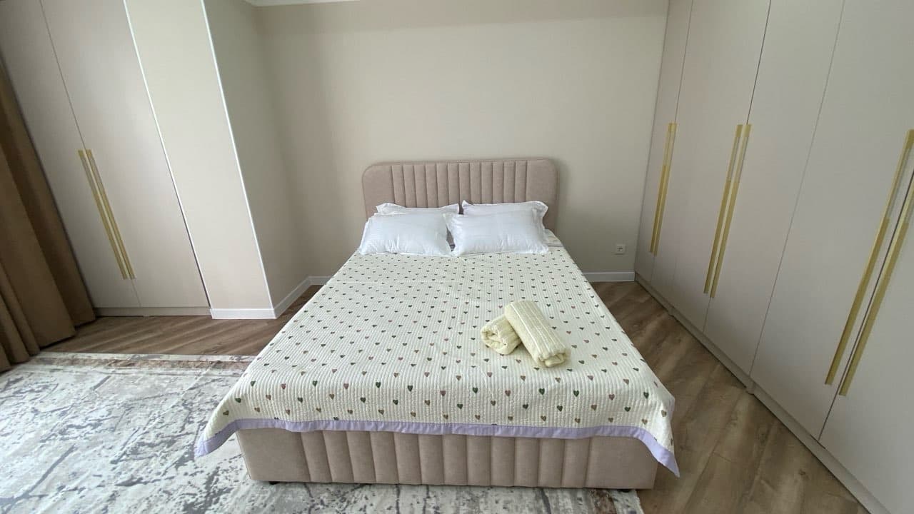 Apartment photo 5