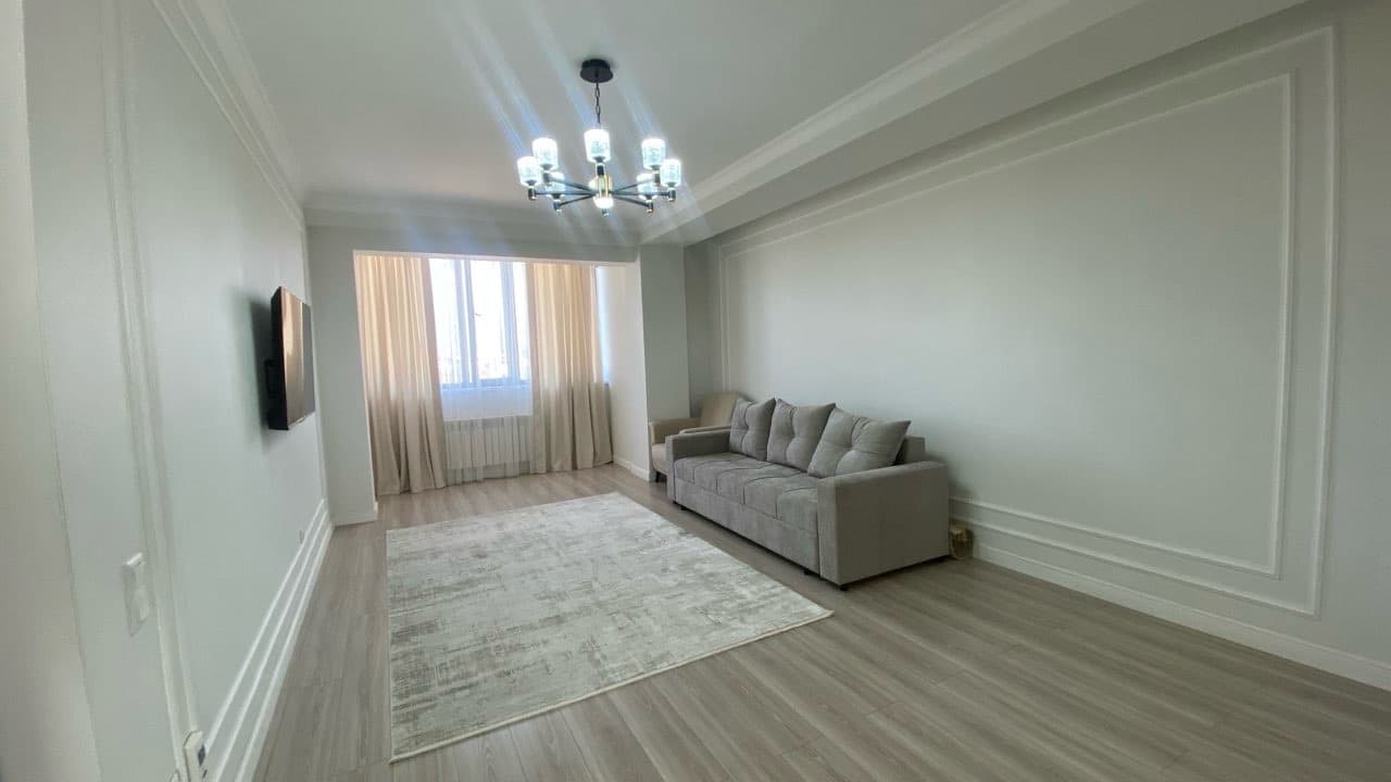 Apartment photo 5