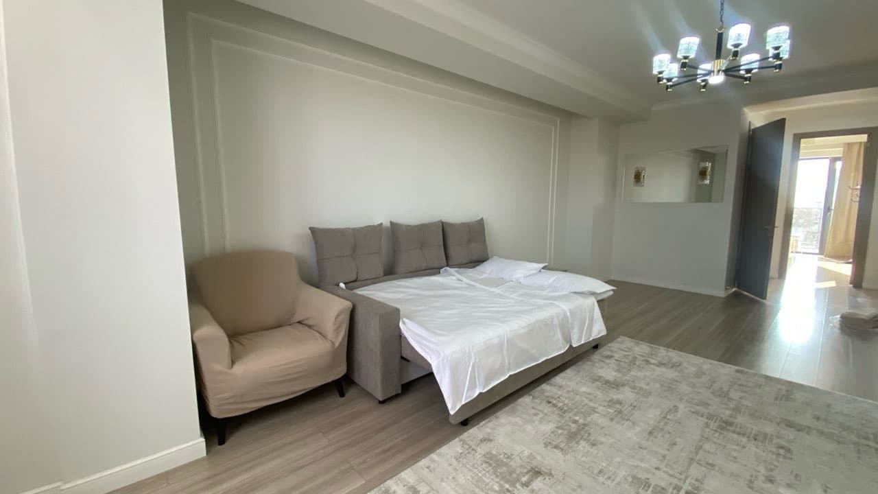 Apartment photo 2