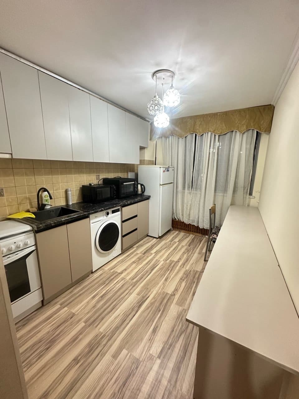 Apartment photo 3